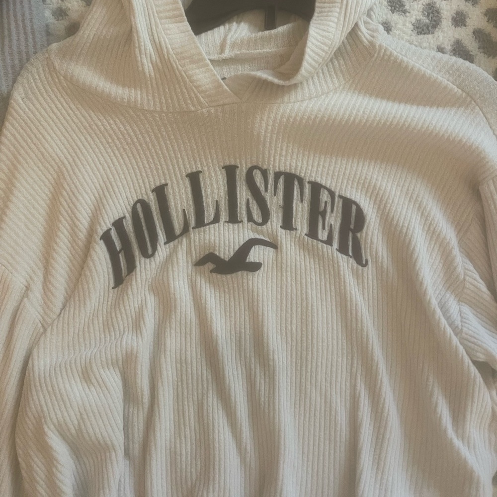 Lot of Hollister cropped sweatshirts